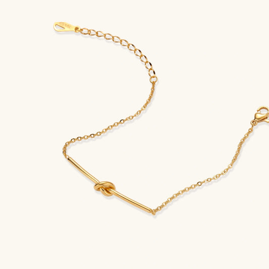 Twisted Knot Bar Bracelet by Perlemor