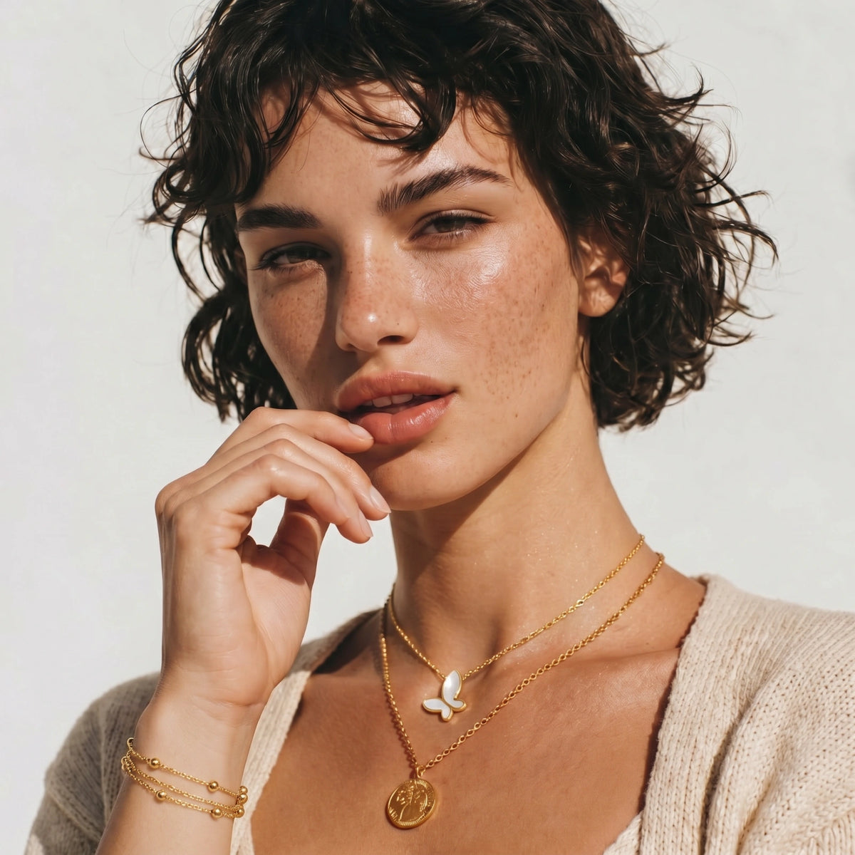 Golden Orbit Bracelet by Perlemor